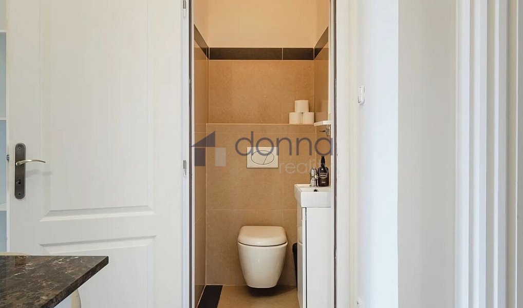 Pronájem bytu 3+kk 100 m², Praha – náhled fotky 21