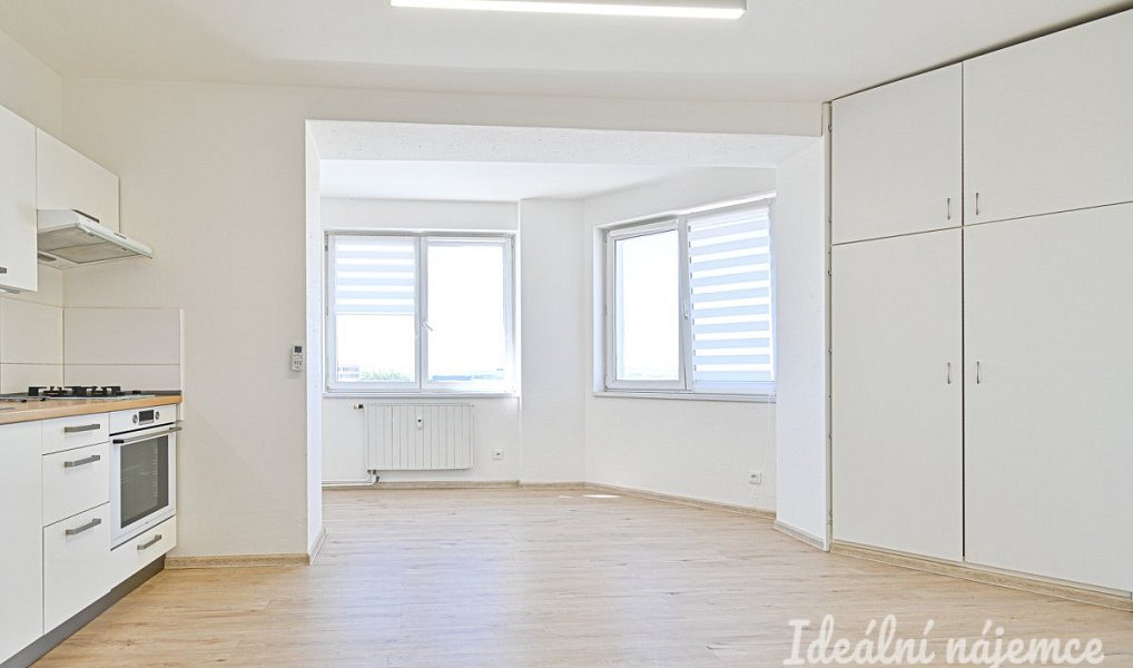 Pronájem bytu 2+kk 40 m², Brno – náhled fotky 3