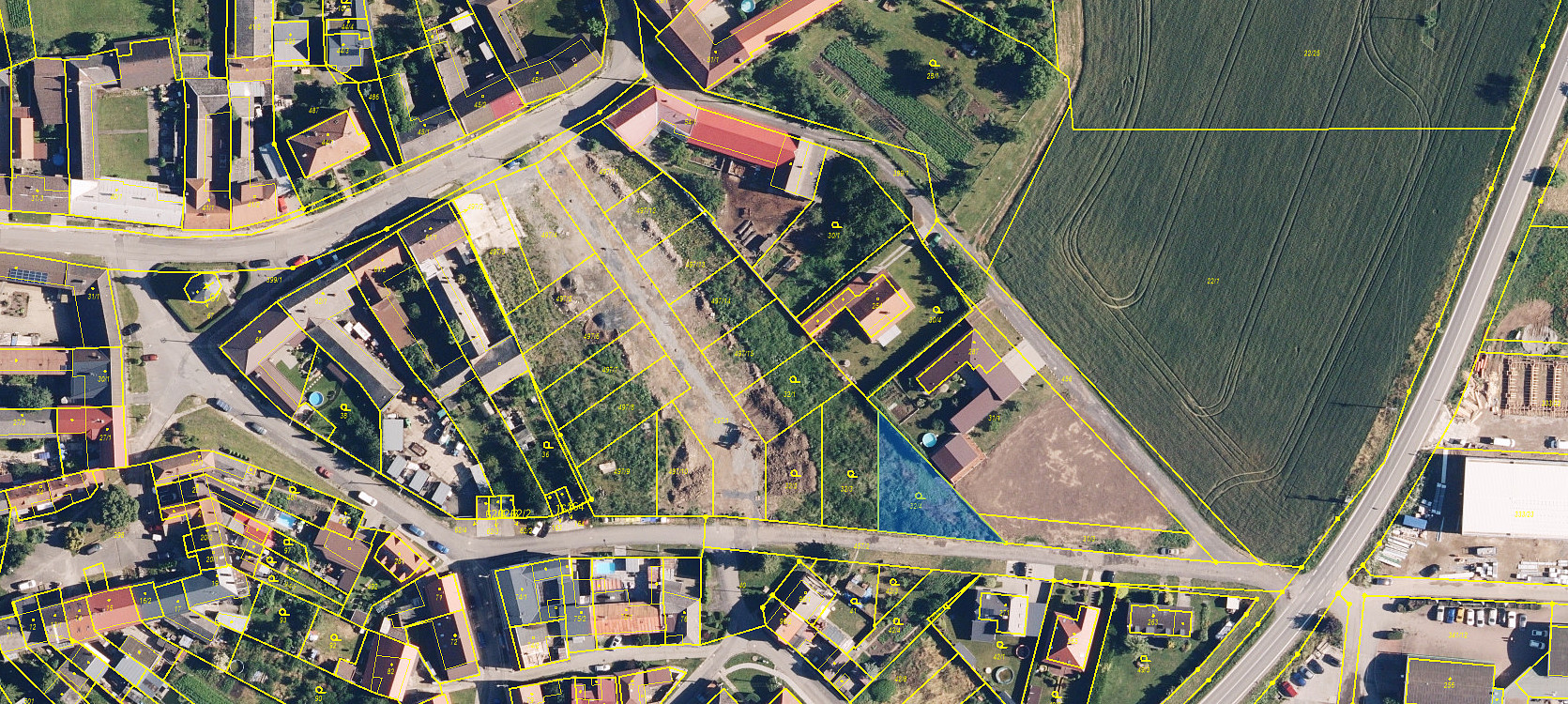 Prodej stavebního pozemku 547 m² – fotografie 2