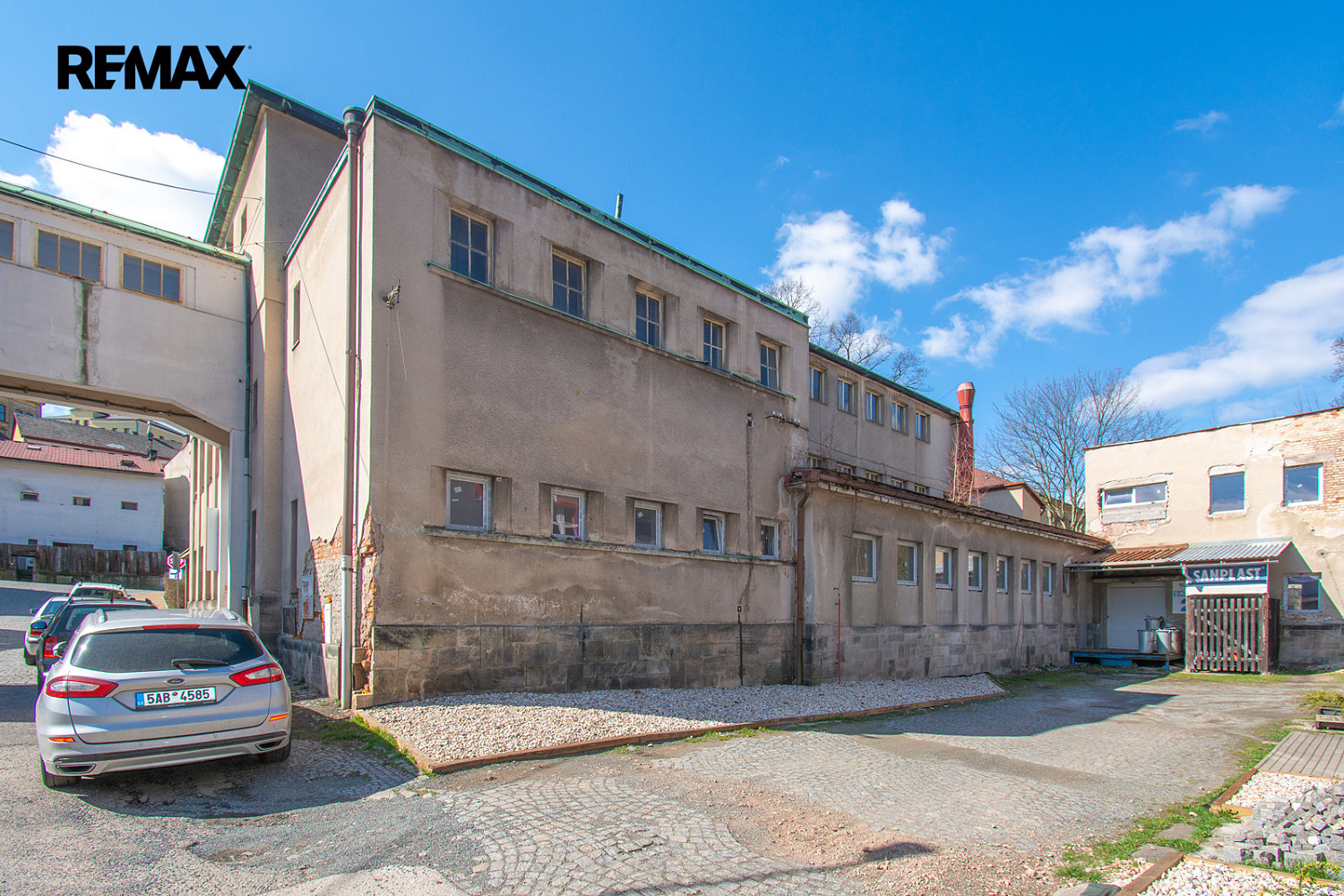 Prodej výrobních prostor 1 817 m² — photo 2