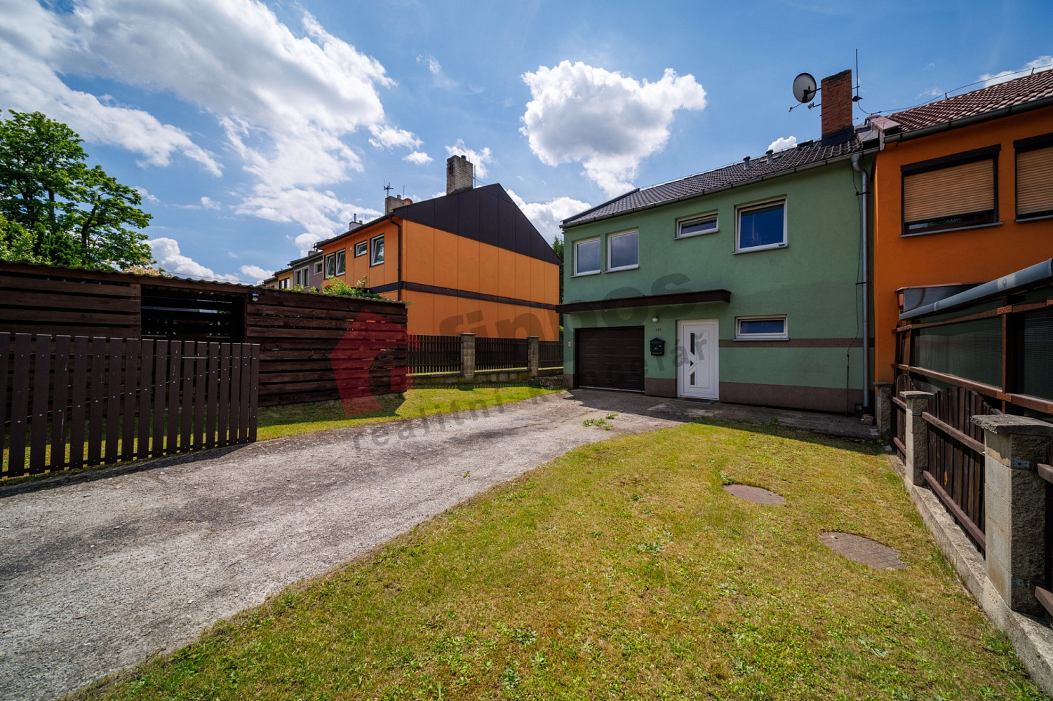 Prodej domu 139 m² s pozemkem 401 m² – fotografie 2