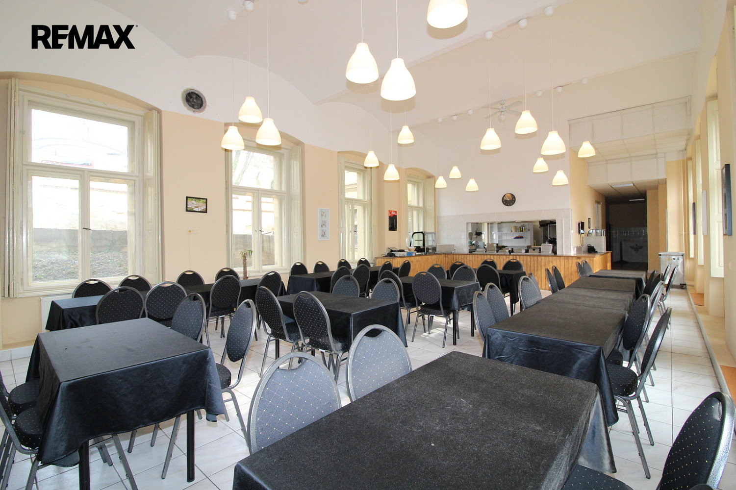 Pronájem restaurace 180 m²