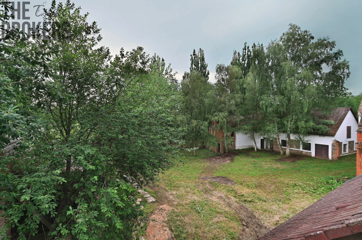 Prodej domu 5 000 m² s pozemkem 42 000 m² – fotografie 5