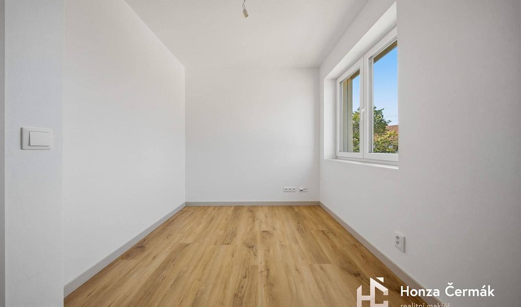 Prodej domu 130 m² s pozemkem 171 m², Oslavany – náhled fotky 13
