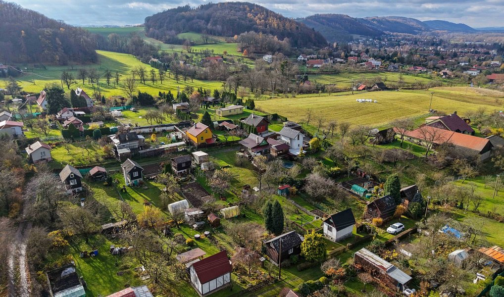 Prodej zahrady 395 m², Hranice – náhled fotky 9