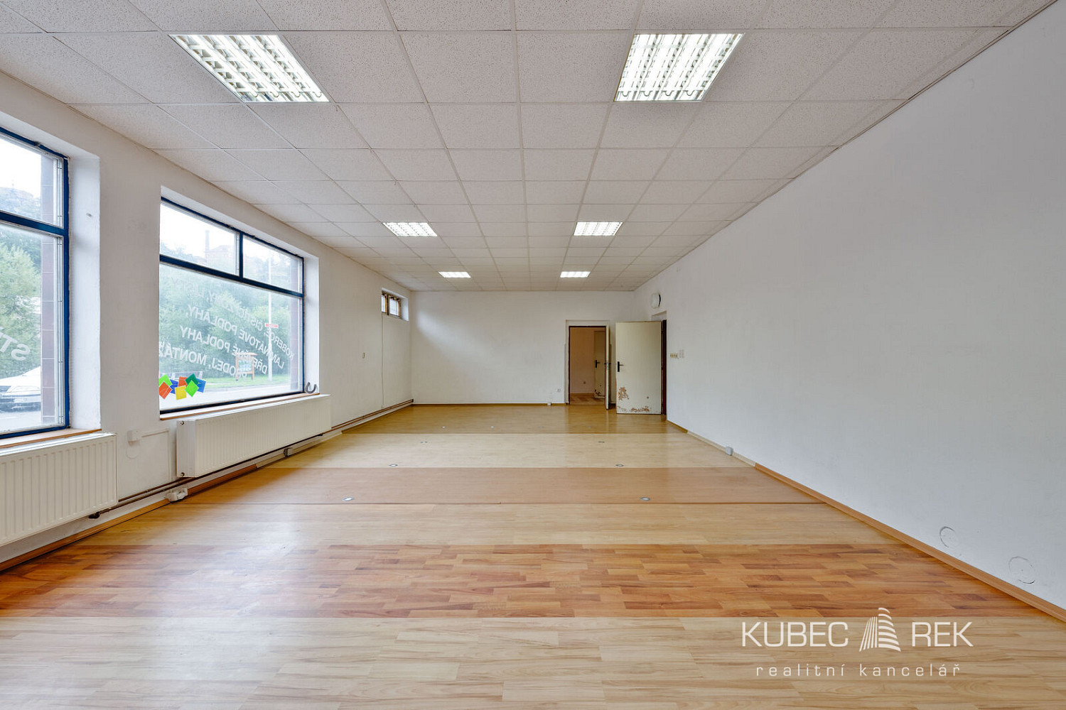 Prodej obchodních prostor 237 m² – fotografie 5