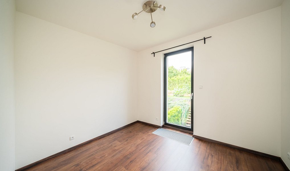 Pronájem domu 110 m² s pozemkem 196 m², Praha – náhled fotky 16
