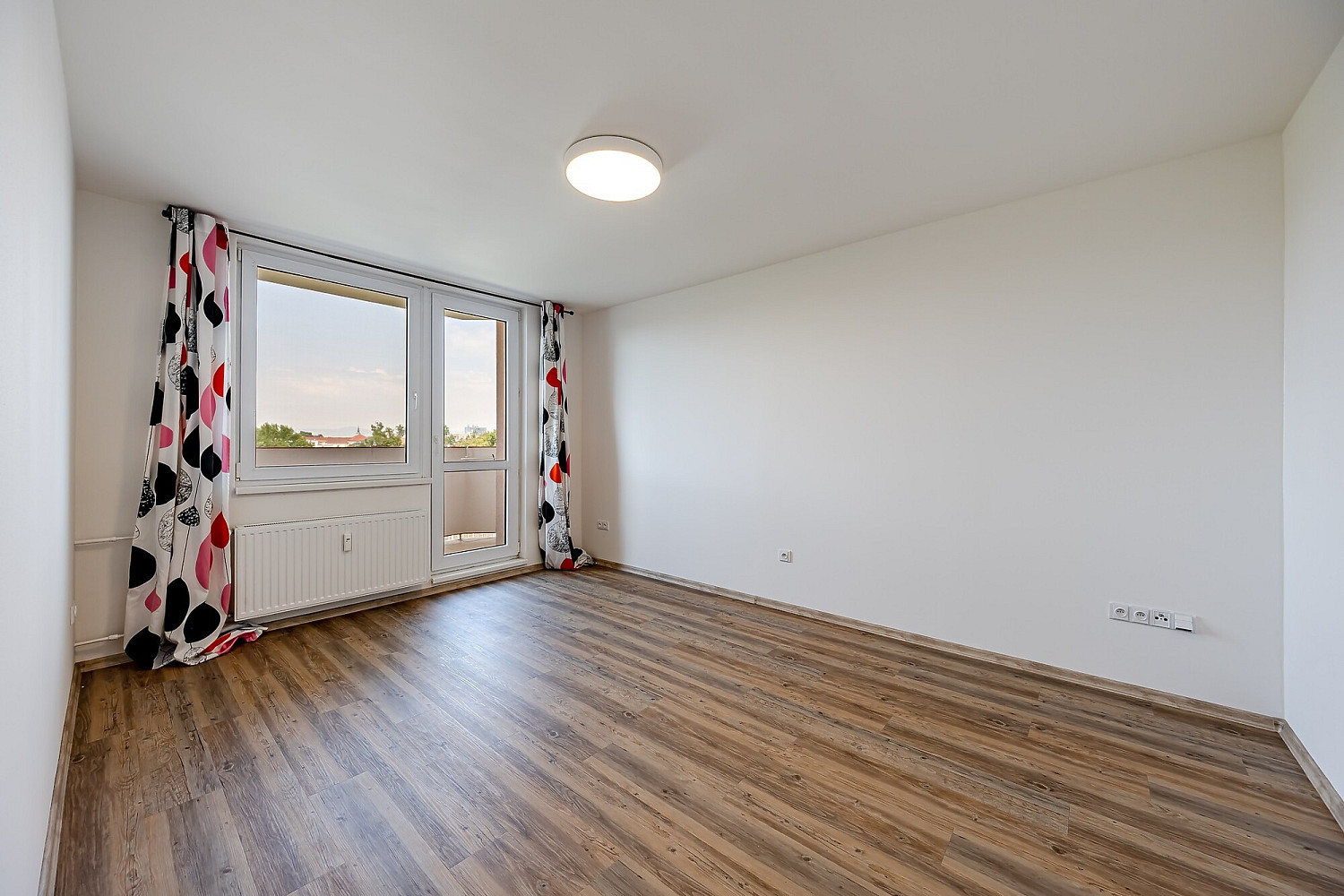 Pronájem bytu 3+1 73 m² – fotografie 5