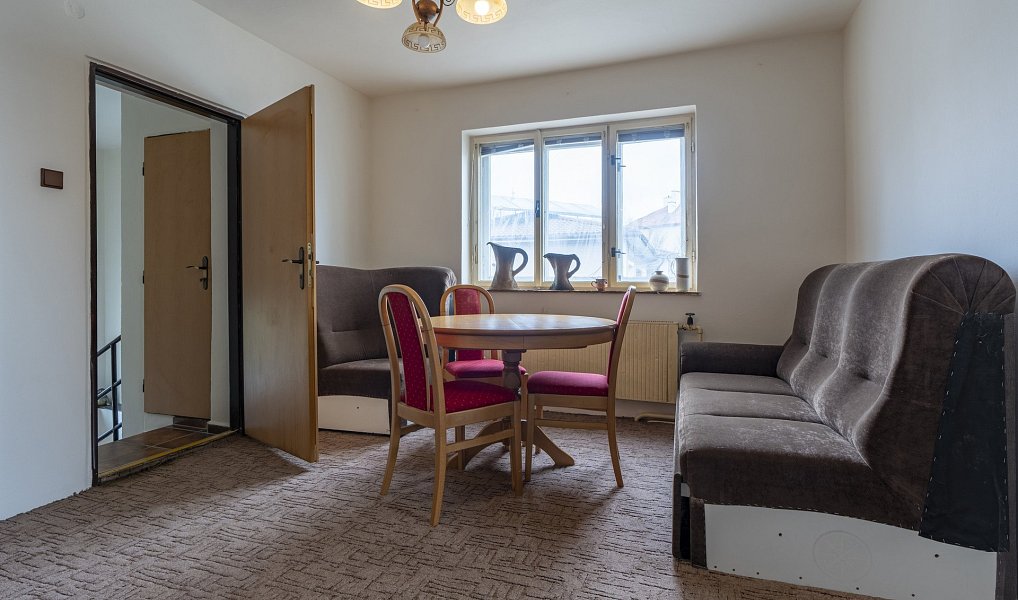 Prodej domu 305 m² s pozemkem 1 002 m², Jihlava – náhled fotky 16