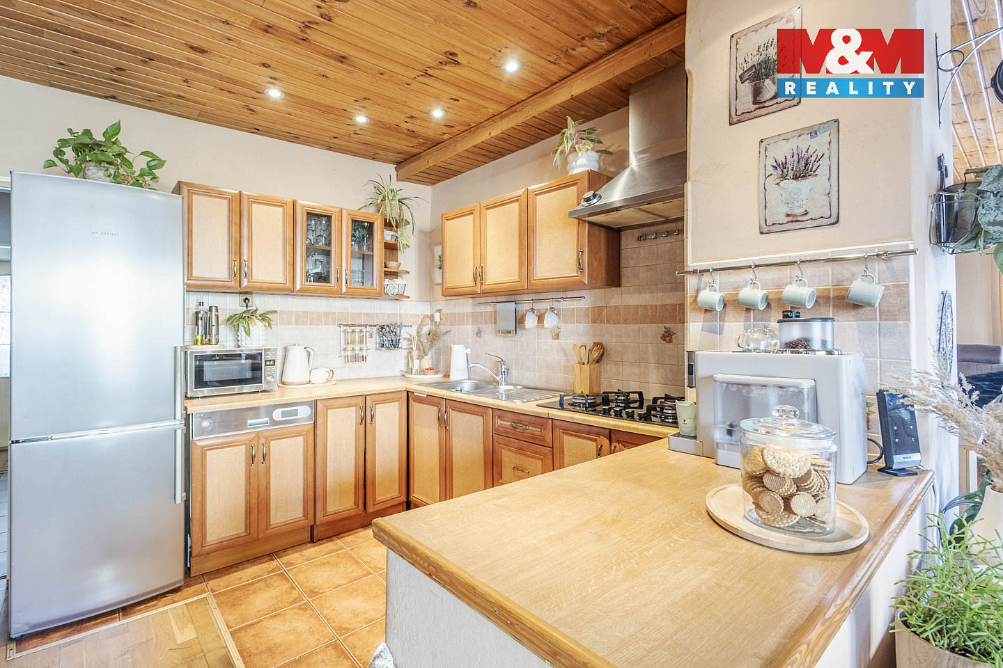 Prodej domu 240 m² s pozemkem 775 m² – fotografie 3