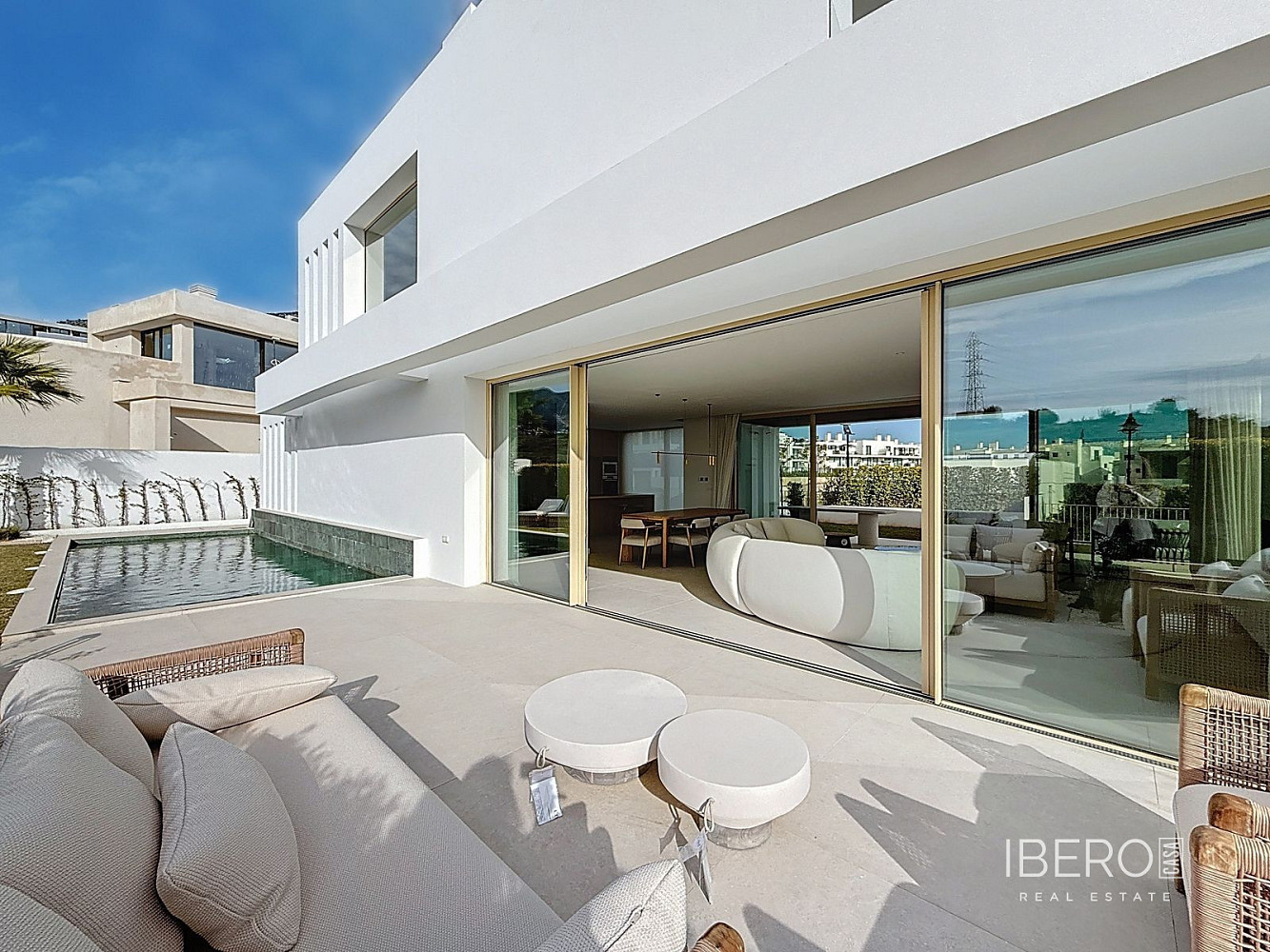 Prodej domu 480 m² s pozemkem 550 m² — photo 2