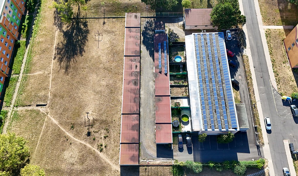 Pronájem velké garáže 96m2 v Bílině za Chlumem, Bílina – náhled fotky 2