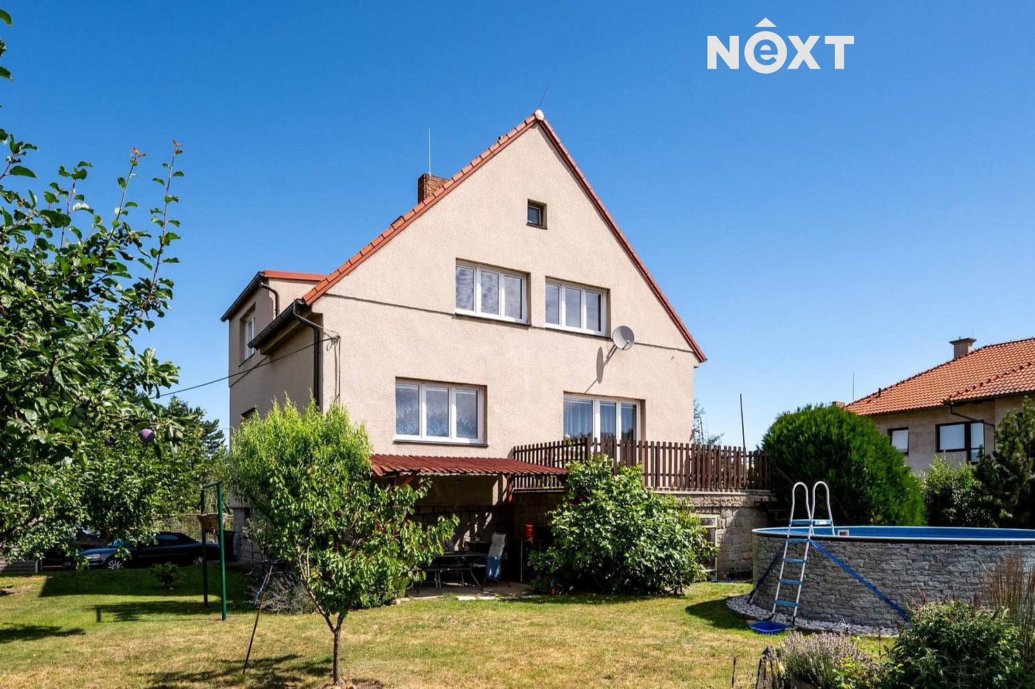 Prodej domu 239 m² s pozemkem 722 m² – fotografie 2