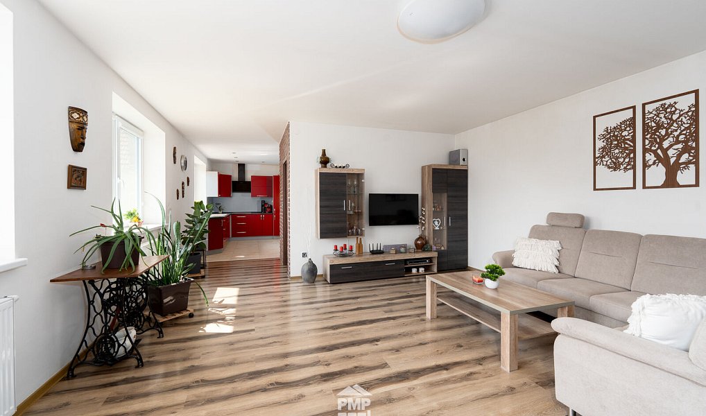 Prodej domu 238 m² s pozemkem 1 218 m², Malešovice – náhled fotky 31