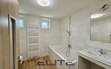 Pronájem bytu 3+kk 71 m²