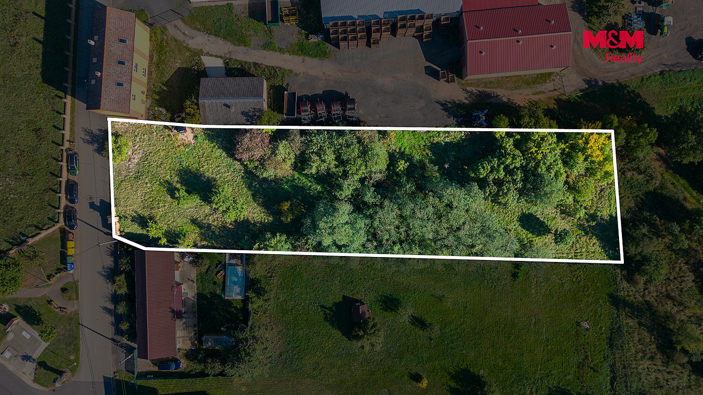 Prodej stavebního pozemku 2 984 m² – fotografie 2