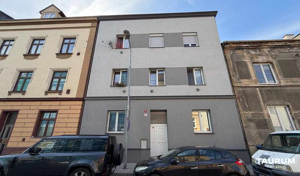 Prodej bytu 1+kk 24 m², Plzeň – fotka 1 z 19