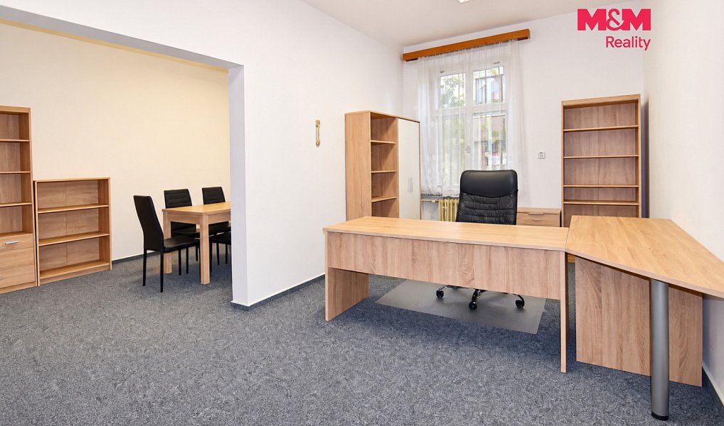 Pronájem kanceláře 31 m², Jičín – náhled fotky 2
