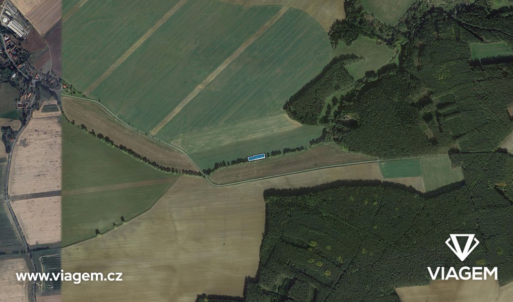 Prodej pole 870 m², Výrov – náhled fotky 3