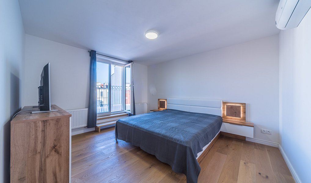 Pronájem bytu 2+kk 73 m², Praha – náhled fotky 7
