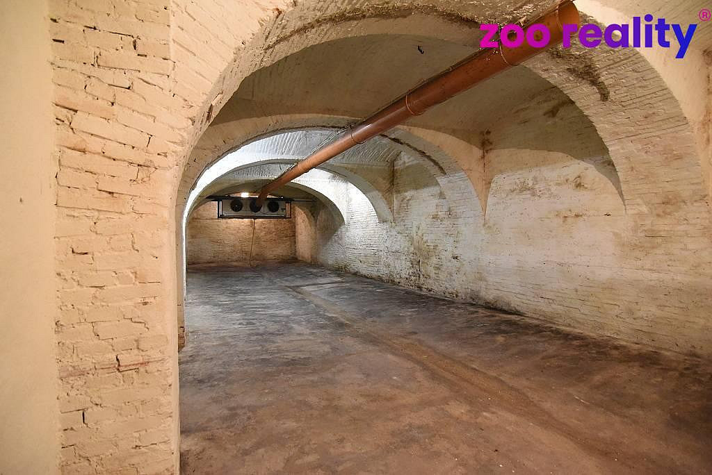 Prodej skladovacích prostor 657 m² — photo 3