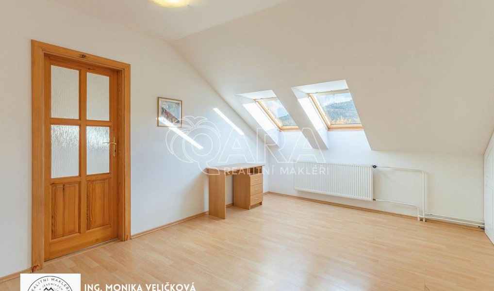 Prodej bytu 4+1 135 m², Vrbno pod Pradědem – náhled fotky 15