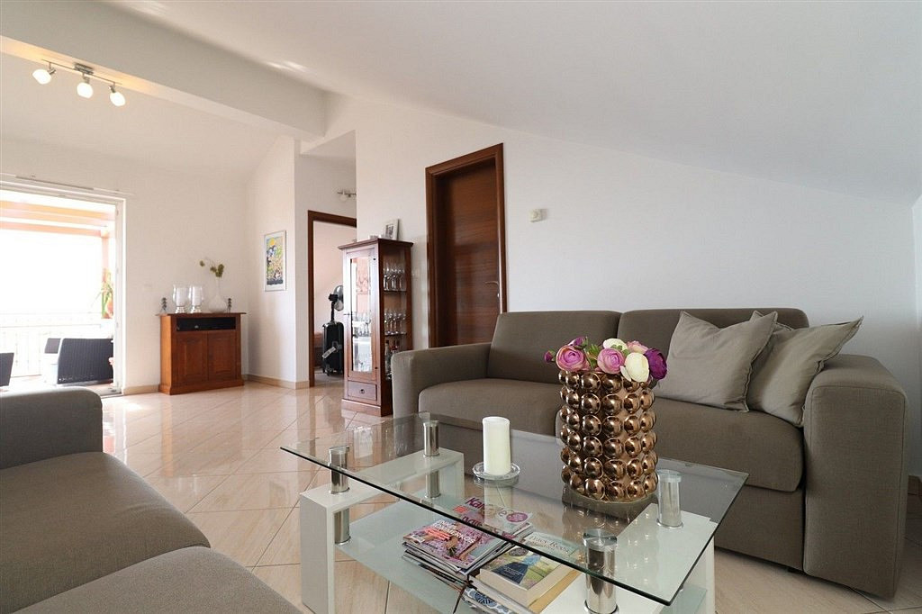 Prodej bytu 4+kk 114 m² — photo 2