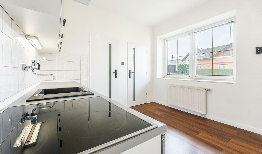 Pronájem bytu 3+1 82 m², Opava – náhled fotky 7