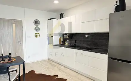 Pronájem bytu 2+kk 58 m², J. Opletala, Břeclav