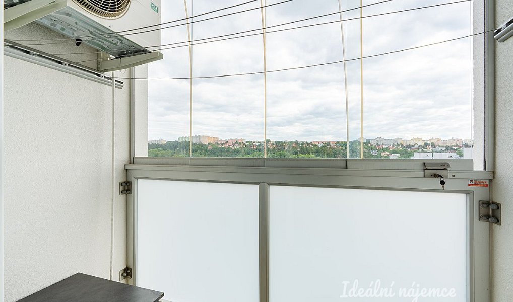 Pronájem bytu 2+kk 44 m², Praha – náhled fotky 14