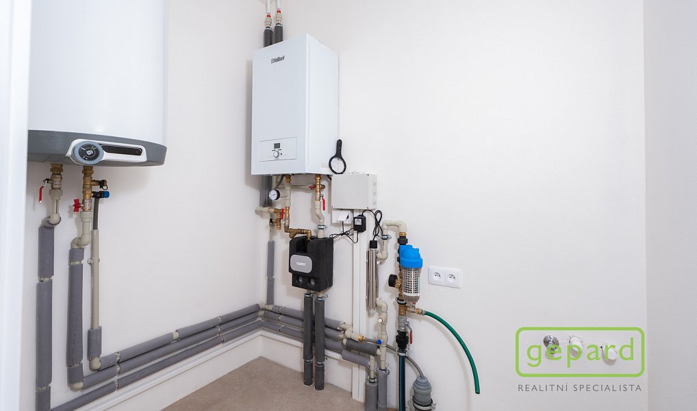 Prodej domu 82 m² s pozemkem 323 m², Černošice – náhled fotky 35