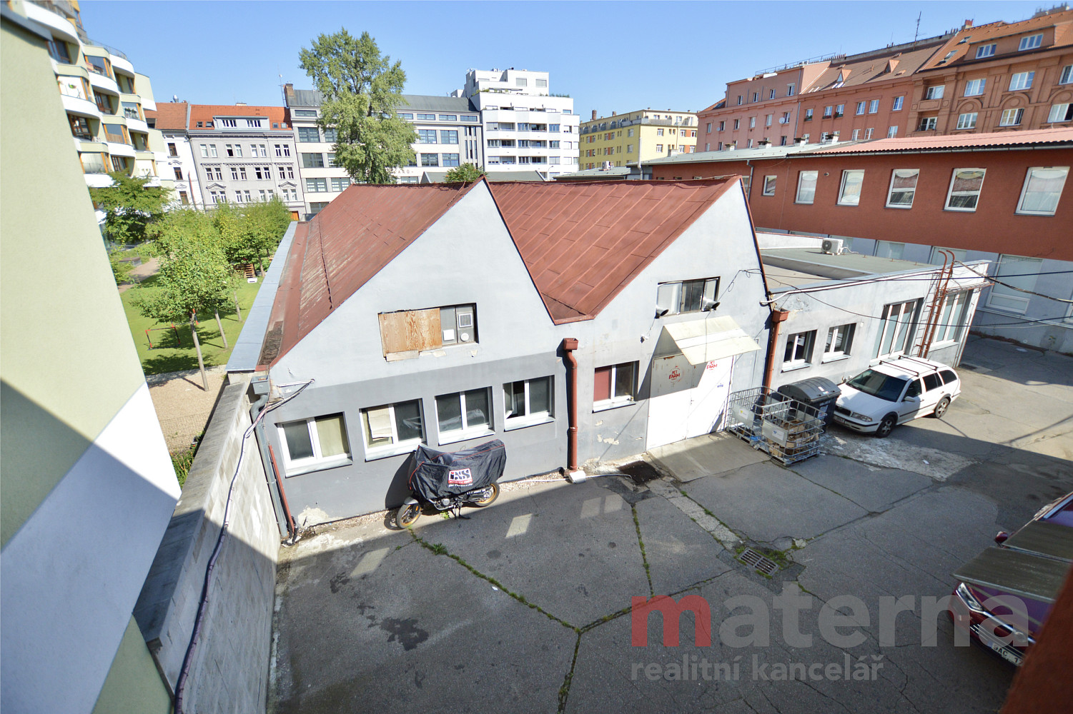 Pronájem kanceláře 44 m² – fotografie 4