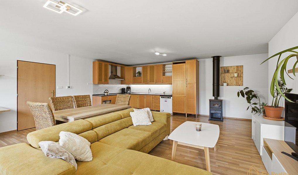 Prodej bytu 3+kk 89 m², Kněževes – náhled fotky 3