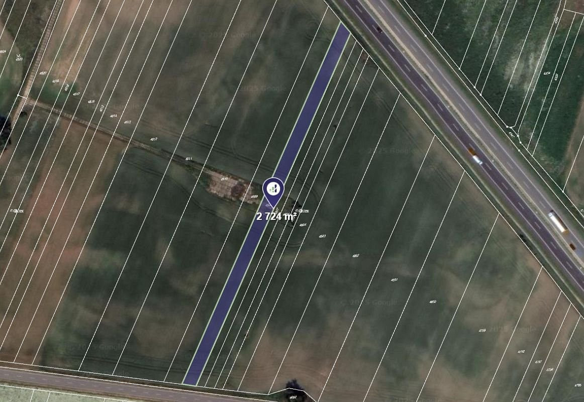 Prodej pole 2 724 m²