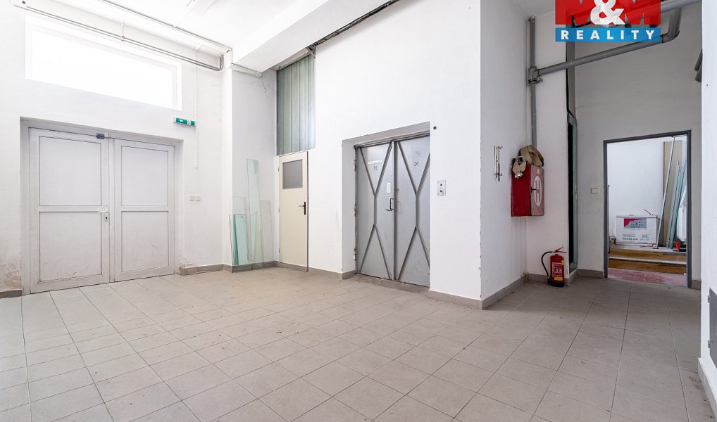 Prodej obchodních prostor 1 200 m², Žďár nad Sázavou – náhled fotky 27