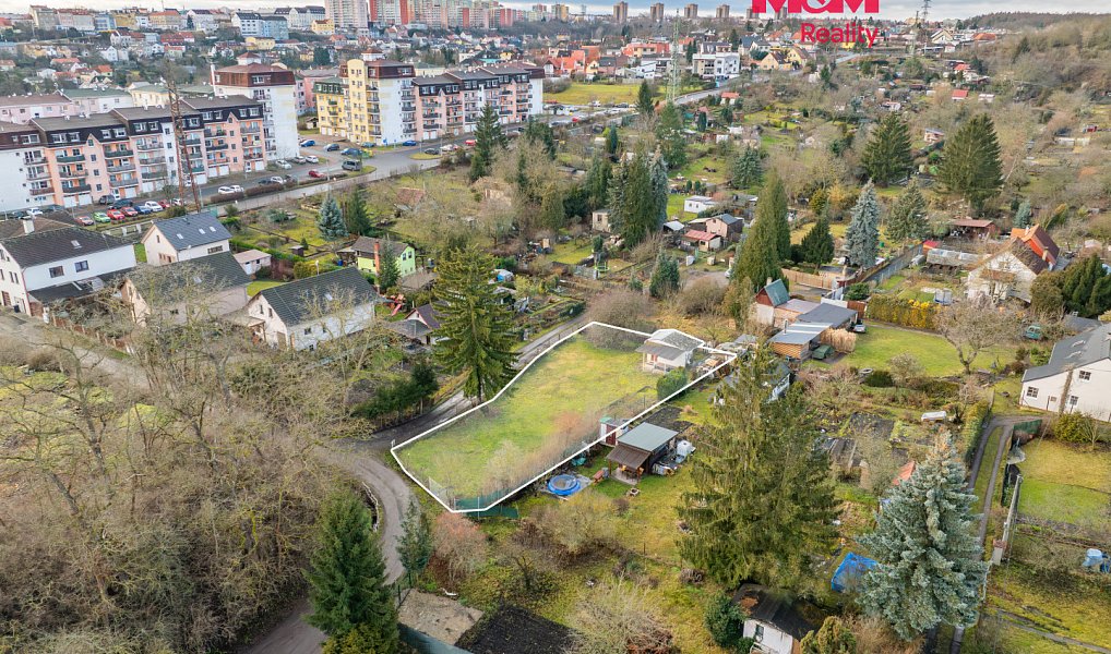 Prodej zahrady, 702 m², Kladno