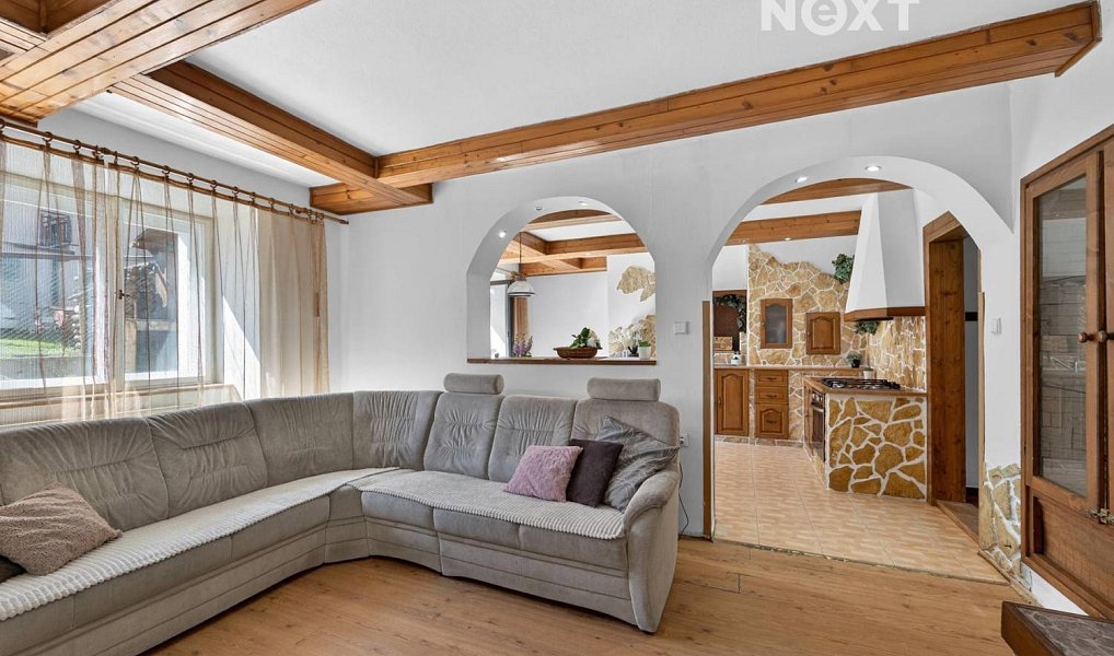 Prodej domu 152 m² s pozemkem 307 m², Komárov – náhled fotky 2