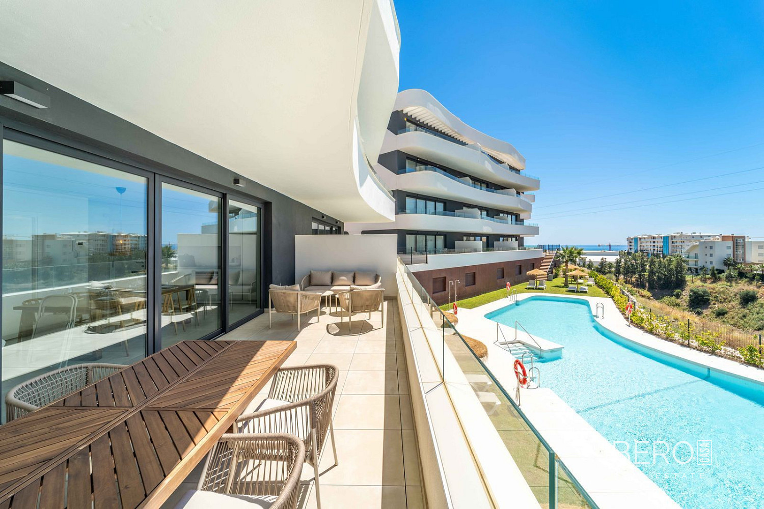Prodej bytu 3+kk 76 m² – pohled 2