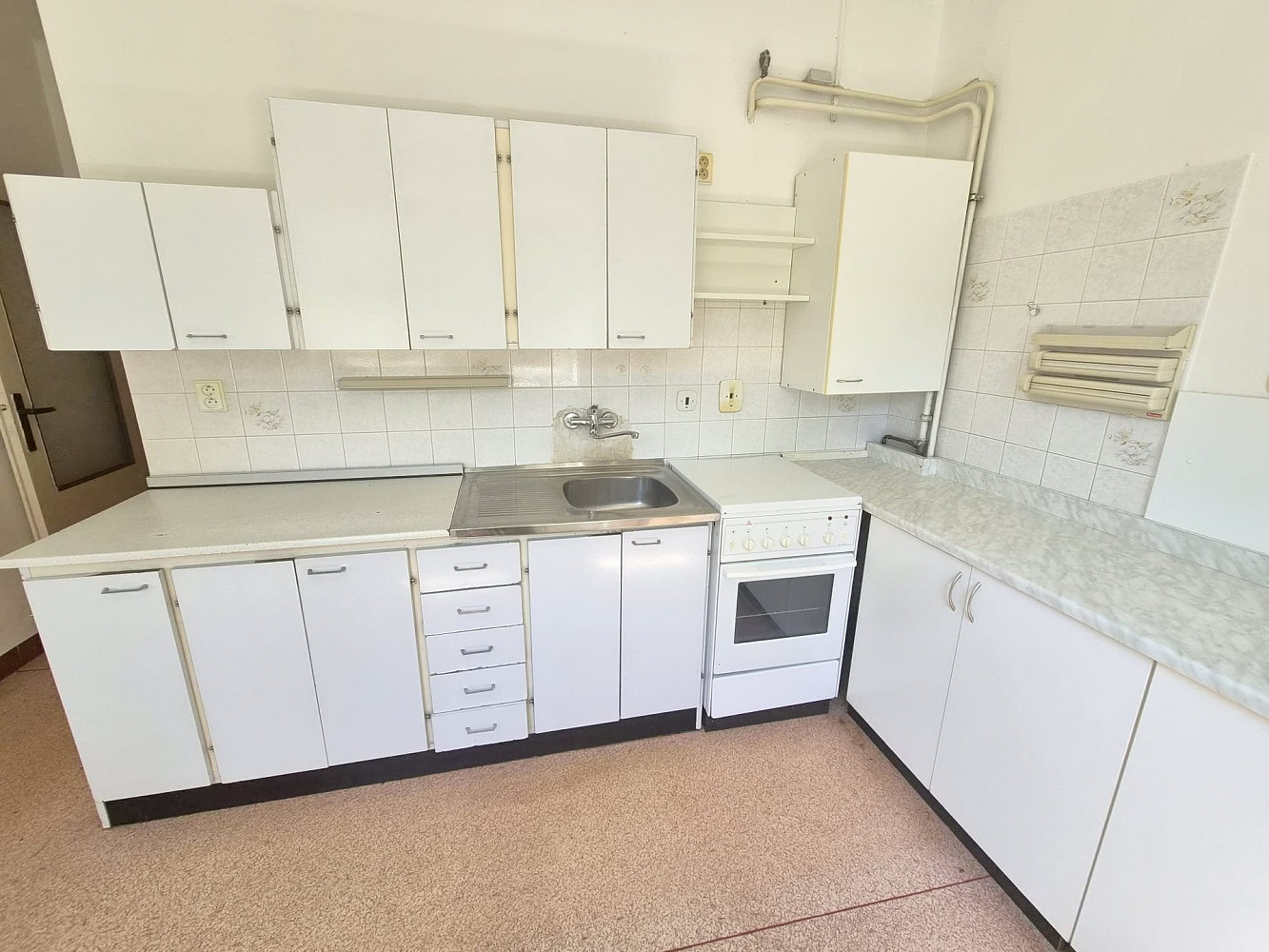 Pronájem bytu 3+1 73 m² – fotografie 4