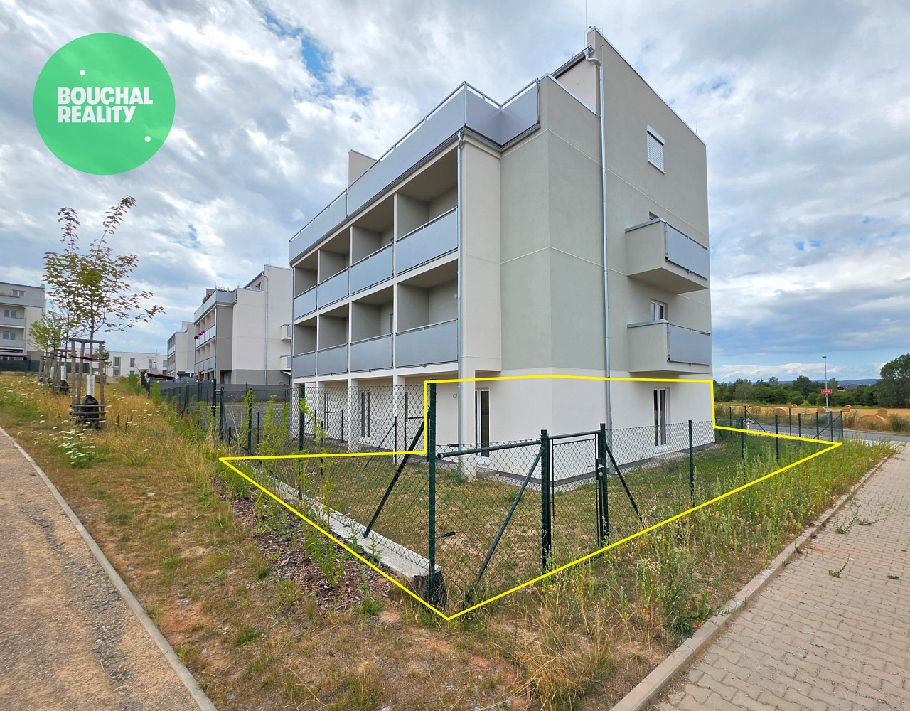 Pronájem bytu 2+kk 49 m² – fotografie 2