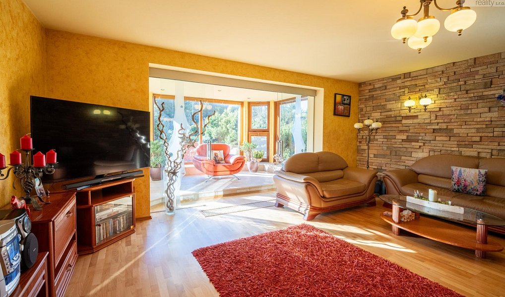 Prodej domu 372 m² s pozemkem 3 764 m², Lužice – náhled fotky 14