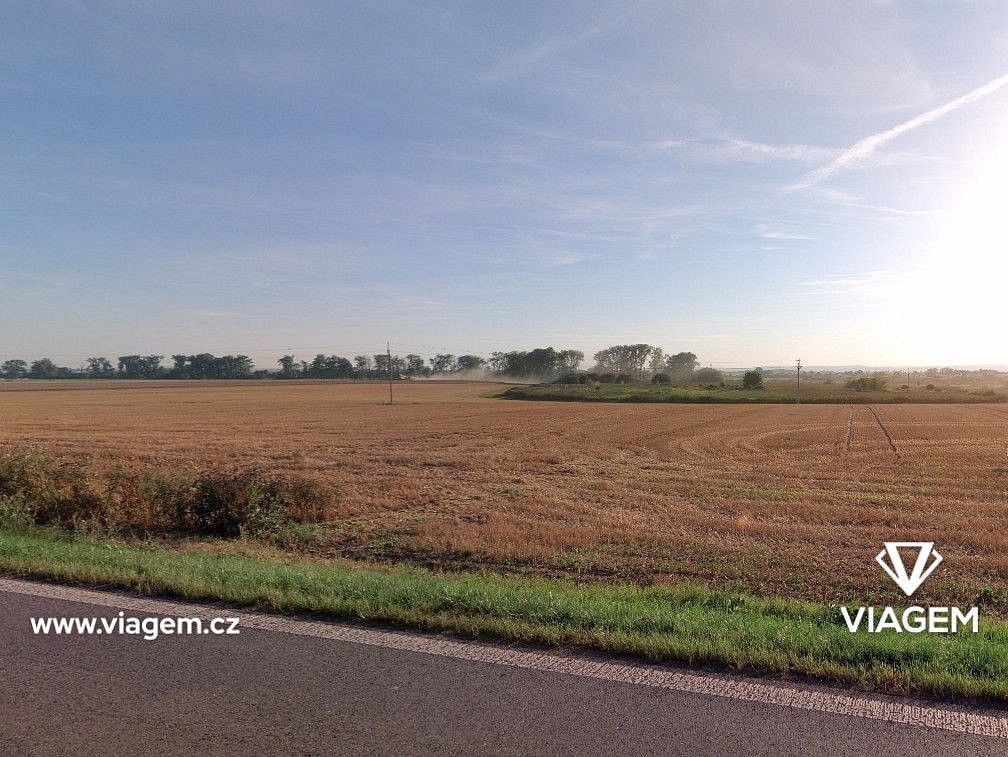 Prodej pole 734 m²