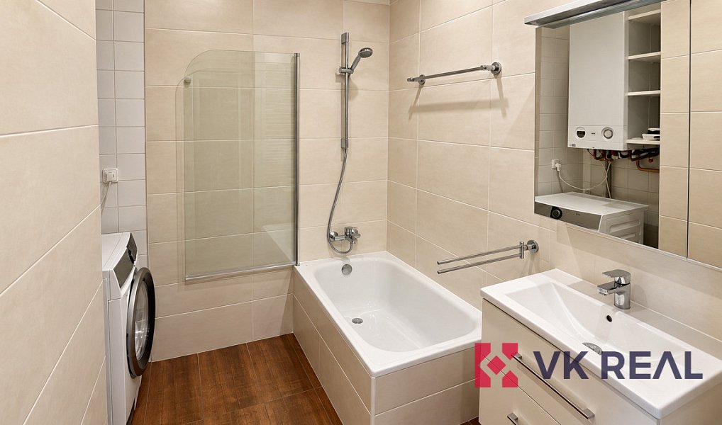 Pronájem bytu 2+kk 61 m², Praha – náhled fotky 8