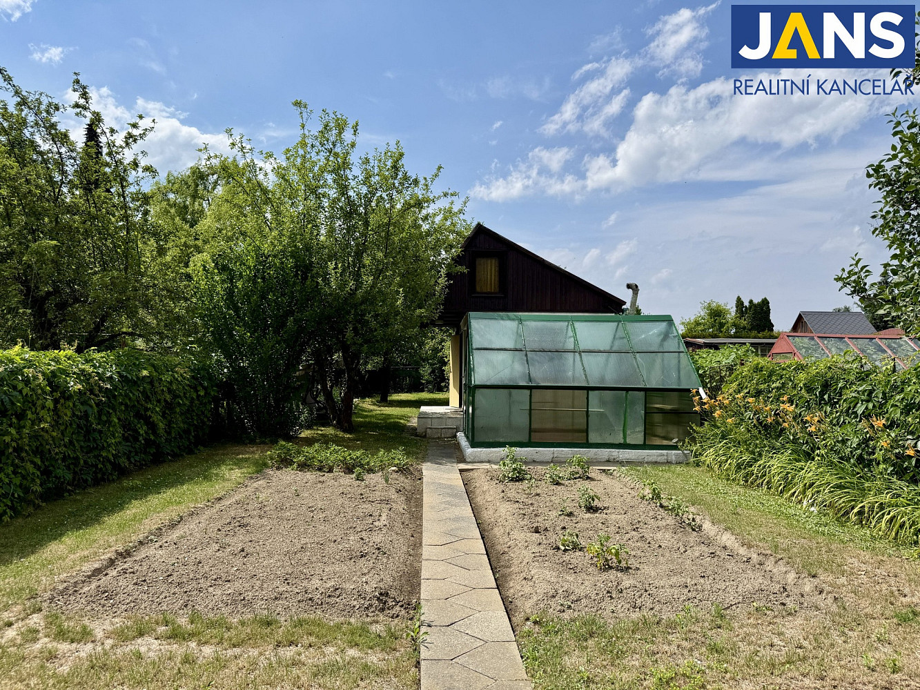 Prodej chaty/chalupy 10 m² s pozemkem 264 m²