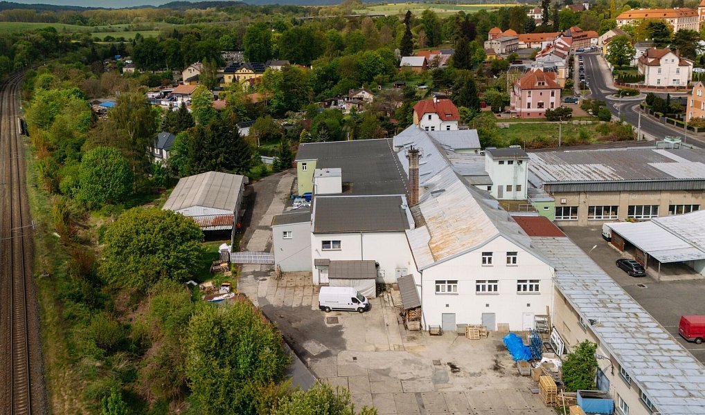 Prodej výrobních prostor 11 439 m², Ostrov – náhled fotky 12