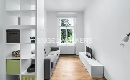 Pronájem bytu 1+kk 28 m², Lumírova, Praha 2 - Nusle