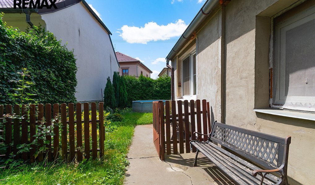Prodej domu 186 m² s pozemkem 390 m², Břasy – náhled fotky 36