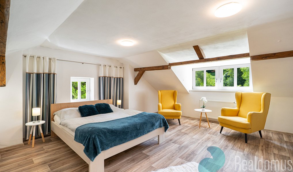 Prodej komerčního objektu (jiného typu) 302 m², Rožmberk nad Vltavou – náhled fotky 6