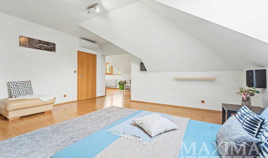 Prodej domu 400 m² s pozemkem 1 508 m², Praha – náhled fotky 15