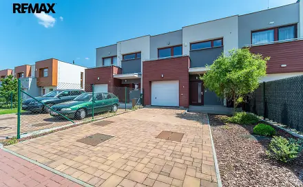 Pronájem domu 133 m² s pozemkem 246 m², Chorošová, Praha 10 - Pitkovice